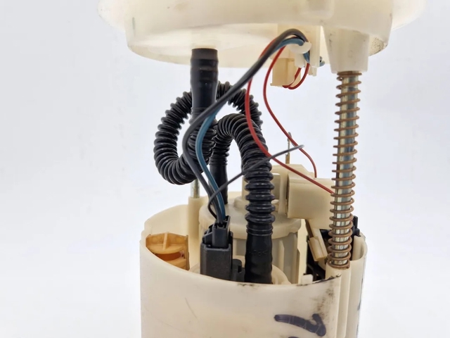 FIAT 51700804 Módulo de bomba de combustible con sensor de nivel de combustible  comprar en Ponferrada