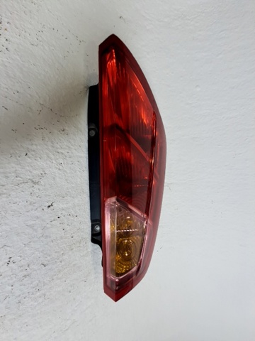 51701589 Piloto trasero izquierdo  comprar en Zaragoza