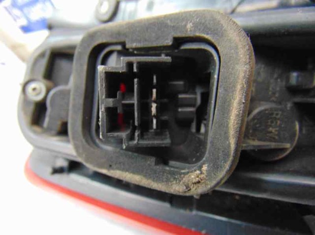 517015890 Piloto trasero izquierdo comprar Sevilla