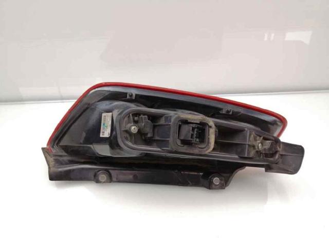FIAT 51701590 Piloto trasero derecho  en stock Terrassa