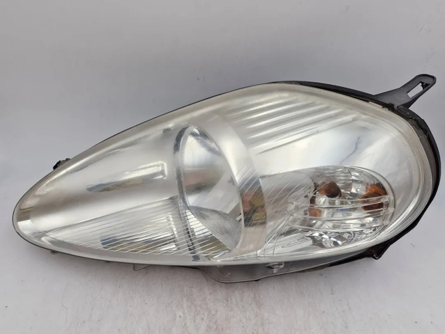 FIAT 51701593 Faro izquierdo  en stock Terrassa