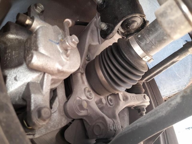 HYUNDAI 51711N7000 Mangueta delantera derecha  en stock Salamanca