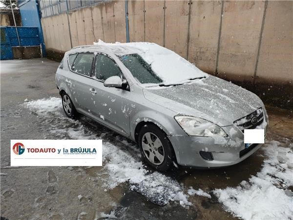 Muñón del eje, suspensión de rueda, delantero derecho 517161H500 Hyundai/Kia