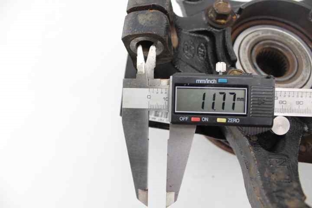 51716A6000 Mangueta delantera derecha  comprar en Reus