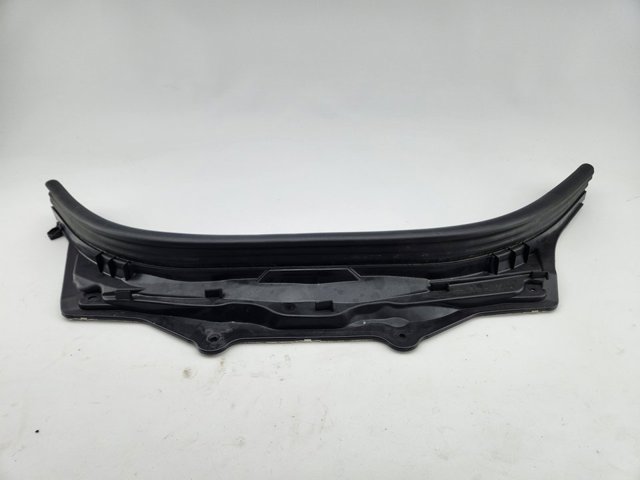 51717428165 BMW