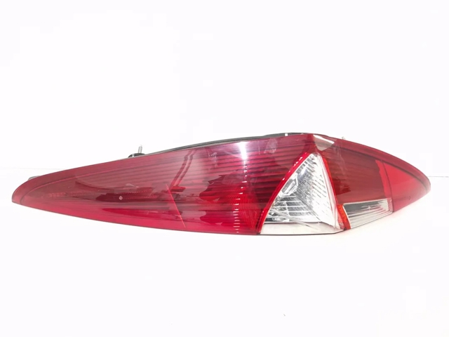 51721478 Piloto trasero derecho  en stock Sabadell