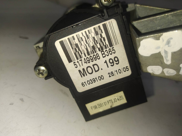 51749998 Cerradura de encendido  disponible Burgos