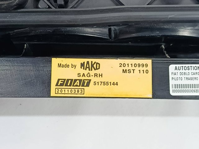 51755144 FIAT Piloto trasero derecho  en stock Huelva
