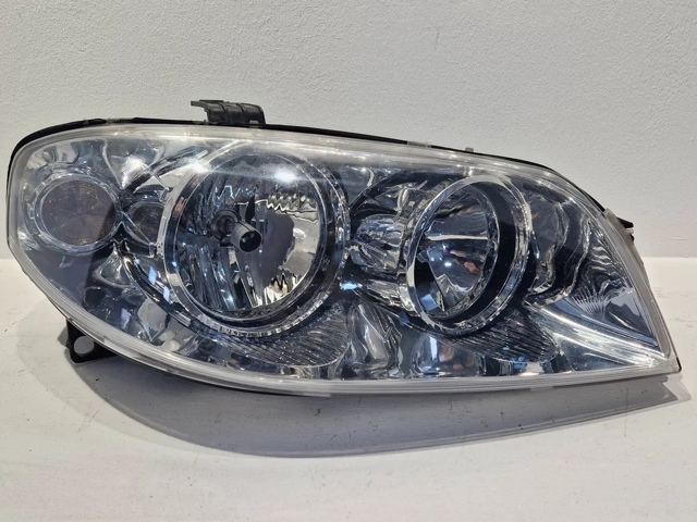 FIAT 51760025 Faro derecho comprar Barcelona