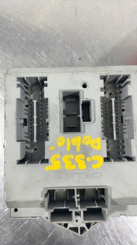 51763771 Caja de fusibles  disponible Málaga