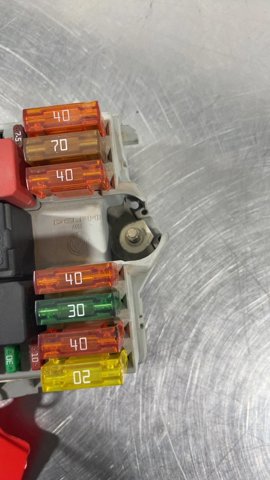 51763771 Caja de fusibles  en stock Granada