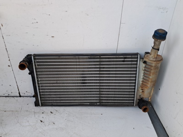 Comprar Radiador de refrigeración del motor Fiat Panda II 169A a bajo precio