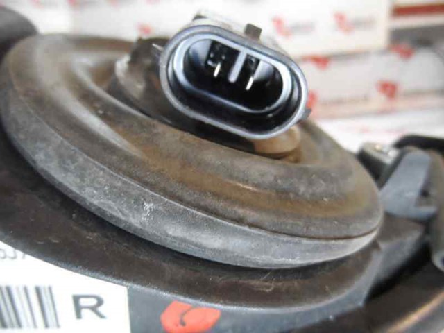 Luz antiniebla derecha 51775551 FIAT