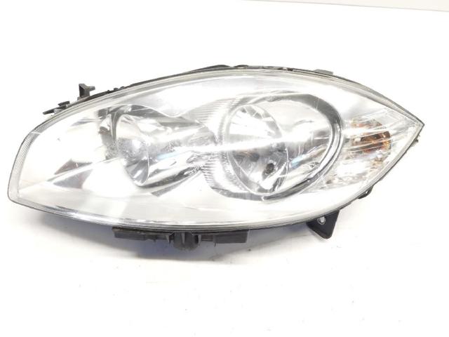 Precio del repuesto Faros delantero izquierdo Linea  sedán