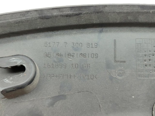 Aletín guardabarros delantero izquierdo 51777300819 BMW