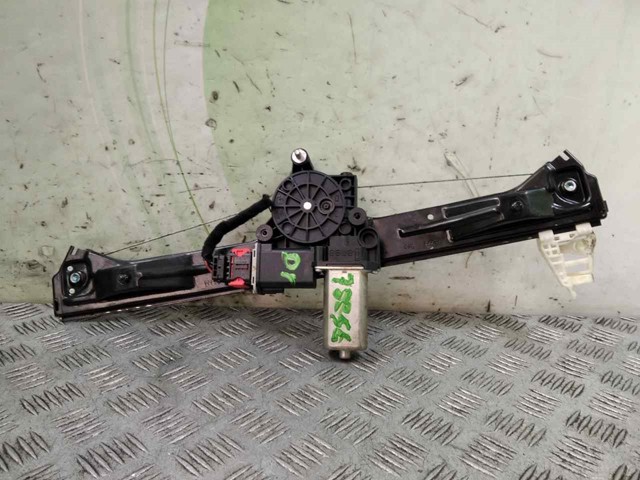 51779568 Mecanismo de elevalunas de la puerta delantera derecha  disponible Málaga