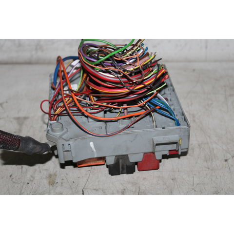 51781452 Caja de fusibles  disponible Utrera