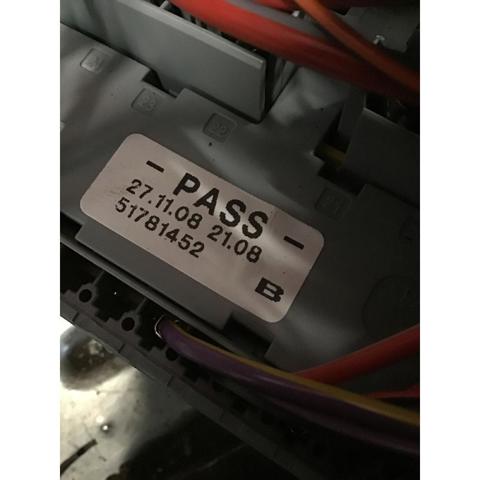 51781452 FIAT Caja de fusibles  comprar en Oviedo