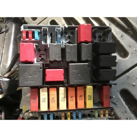 51781452 FIAT Caja de fusibles  en stock Huelva