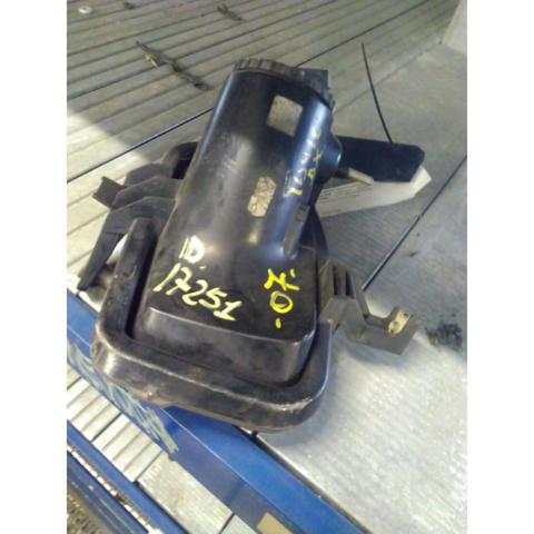 51782368 Faro antiniebla derecho  disponible Málaga