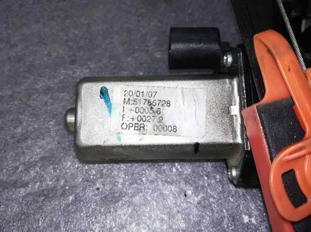 51786728 FIAT Mecanismo de elevalunas delantero derecha  en stock Huelva