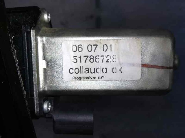 FIAT 51786728 Mecanismo de elevalunas de la puerta delantera derecha  disponible España