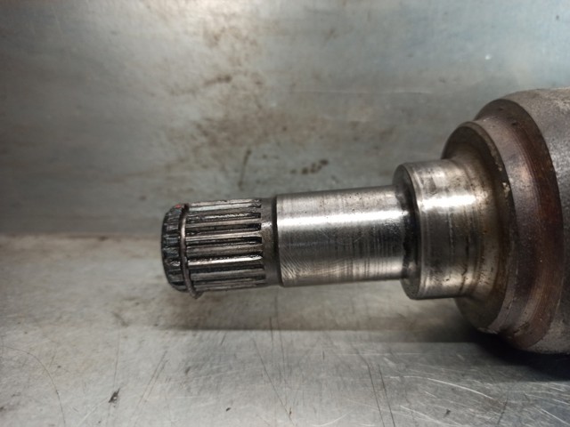 51787861 Semieje delantero derecho  disponible Málaga