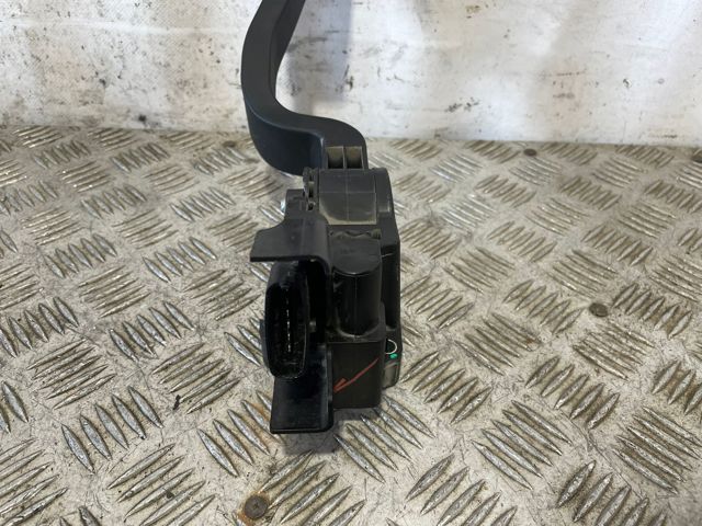 51801577 Pedal del acelerador  en stock Sabadell