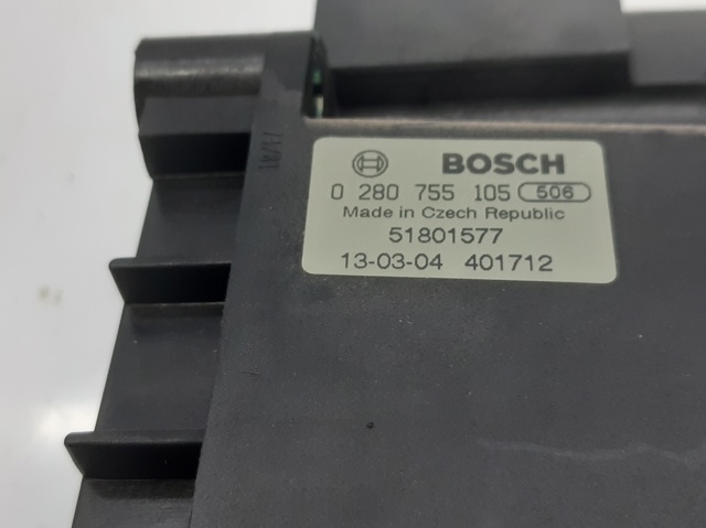 51801577 PEUGEOT Pedal del acelerador  comprar en Jaén