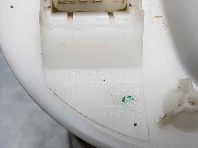 51806983 FIAT Módulo de bomba de combustible con sensor de nivel de combustible  disponible Vigo