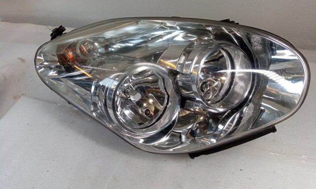 FIAT 51810671 Faro derecho  comprar en Ponferrada