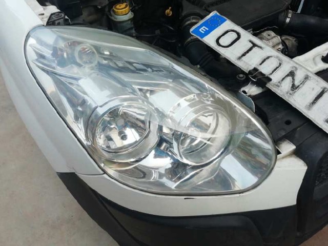 FIAT 51810671 Faro derecho  disponible Lugo