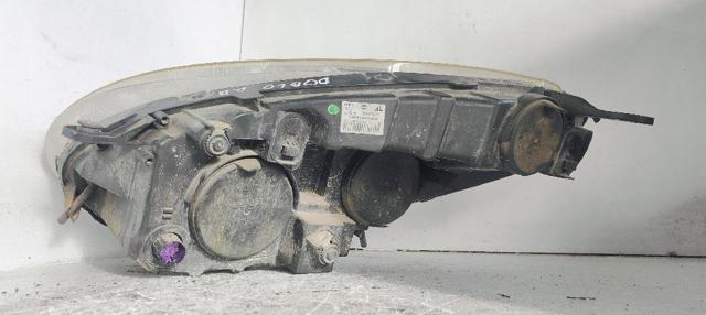 51810671 Faro derecho  en stock Sabadell