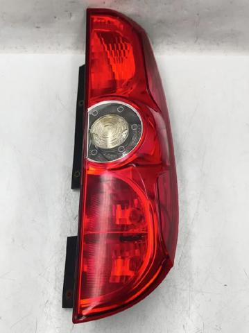 51810673 Piloto trasero derecho comprar Sevilla