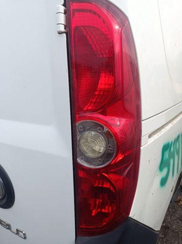 51810673 Piloto trasero derecho  disponible Utrera