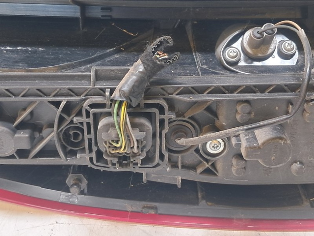 51810673 FIAT Piloto trasero derecho  disponible Alicante