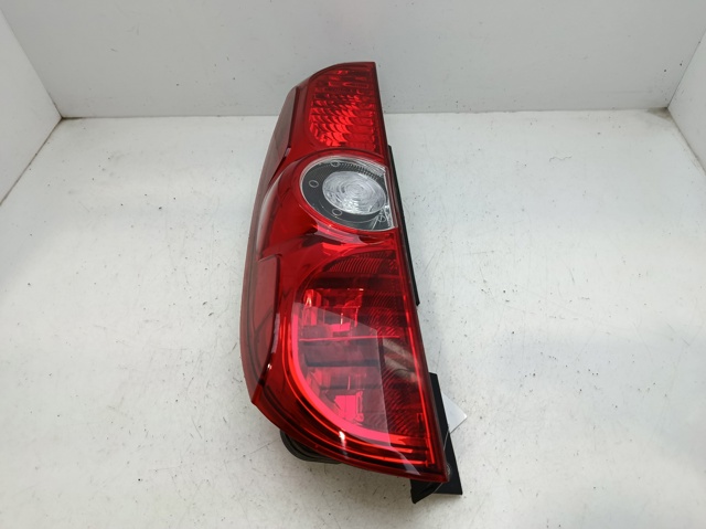 FIAT 51810674 Piloto trasero izquierdo  comprar en Albacete