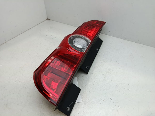 51810674 Piloto trasero izquierdo  en stock Sabadell