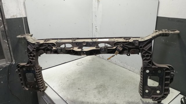 Soporte de radiador  51818308 FIAT
