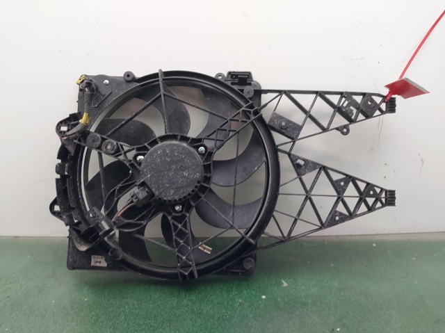 51821155 Difusor del radiador de refrigeración con motor y hélice  comprar en Zaragoza