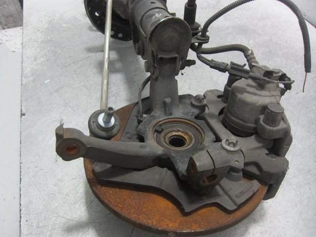 Cubo de rueda delantero Fiat Bravo 1 182