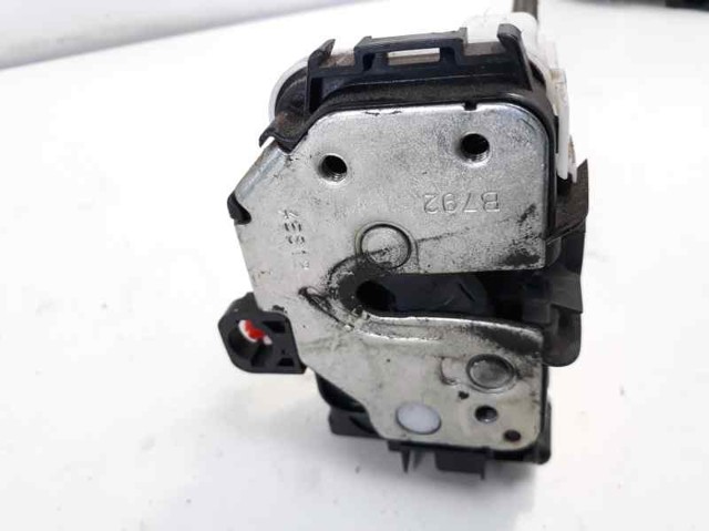 51827413 Cerradura de puerta delantera izquierda  comprar en Zaragoza