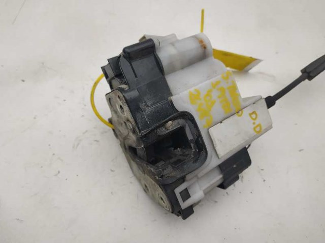 51827593 FIAT Cerradura de puerta delantera derecha  en stock Gandía
