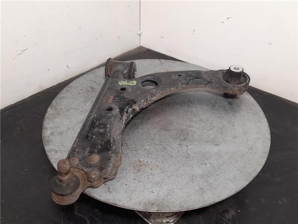 51827736 Brazo inferior izquierdo de la suspensión delantera comprar Girona