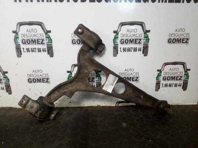 Brazo inferior derecho de la suspensión delantera 51832938 FIAT