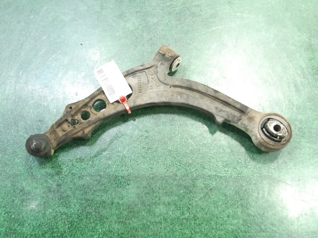 51839219 Brazo inferior izquierdo de la suspensión delantera  en stock Sabadell