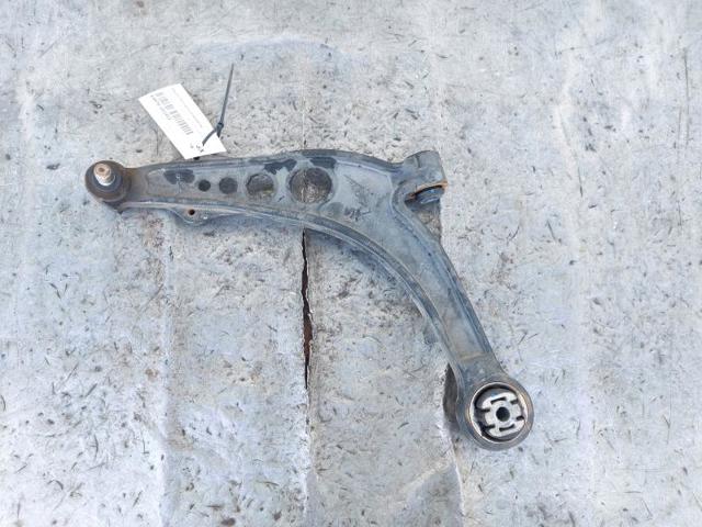 51839219 Brazo inferior izquierdo de la suspensión delantera  disponible Burgos
