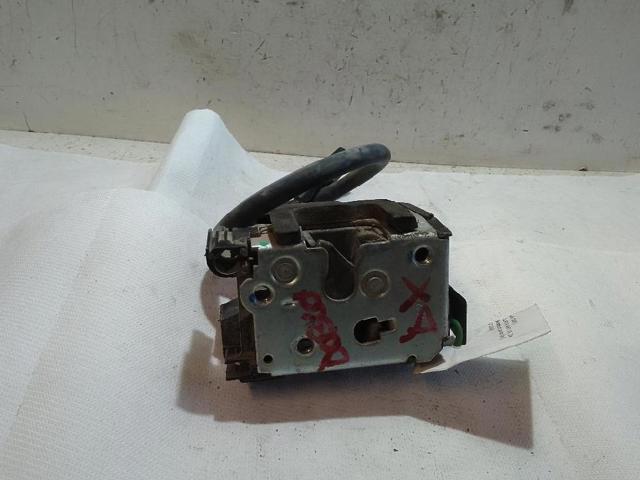 FIAT 51843468 Cerradura de puerta delantera derecha  en stock Terrassa