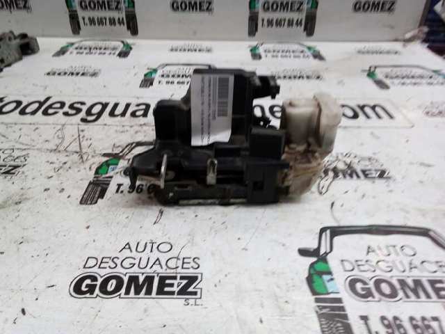 51843470 Cerradura de puerta delantera derecha  comprar en Pontevedra