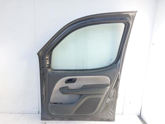 FIAT 51847704 Puerta delantera derecha  disponible Lugo
